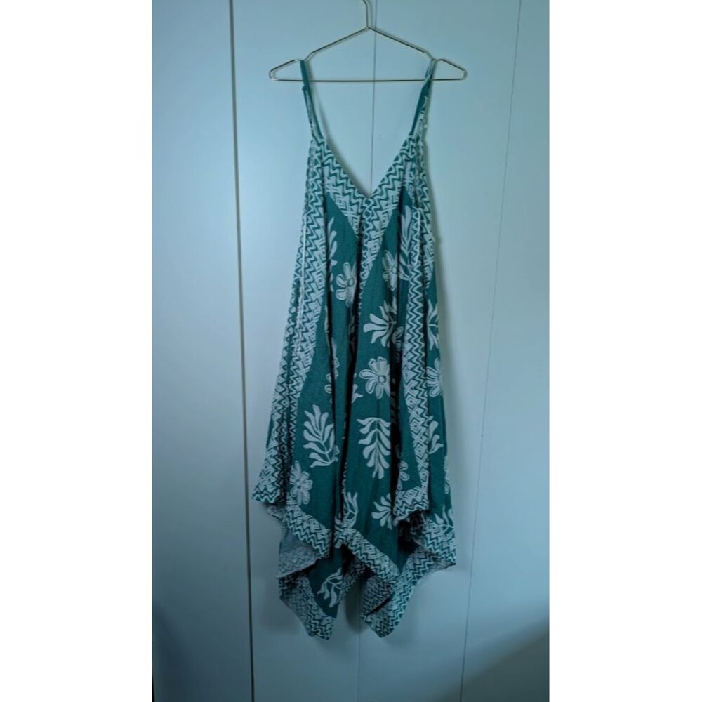 World Market S/M Goa Green White Kauai Floral Jumpsuit Wide Leg Boho Pockets